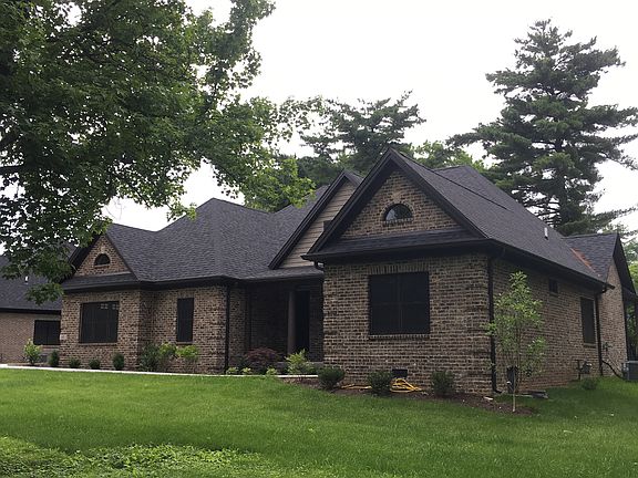 3rd image of 62 Foxley Ln