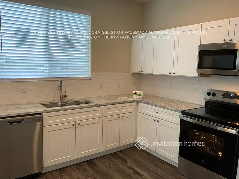 2820 Englefield Grn — Photo 8