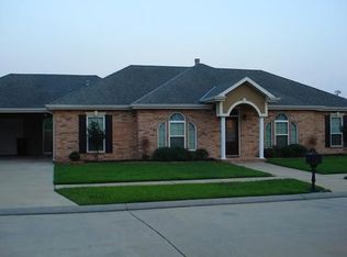 2813 Fable St, Meraux, LA 70075