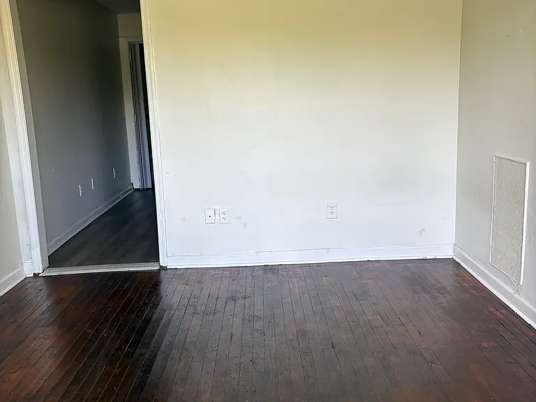823 Siluria St #825 — Photo 2
