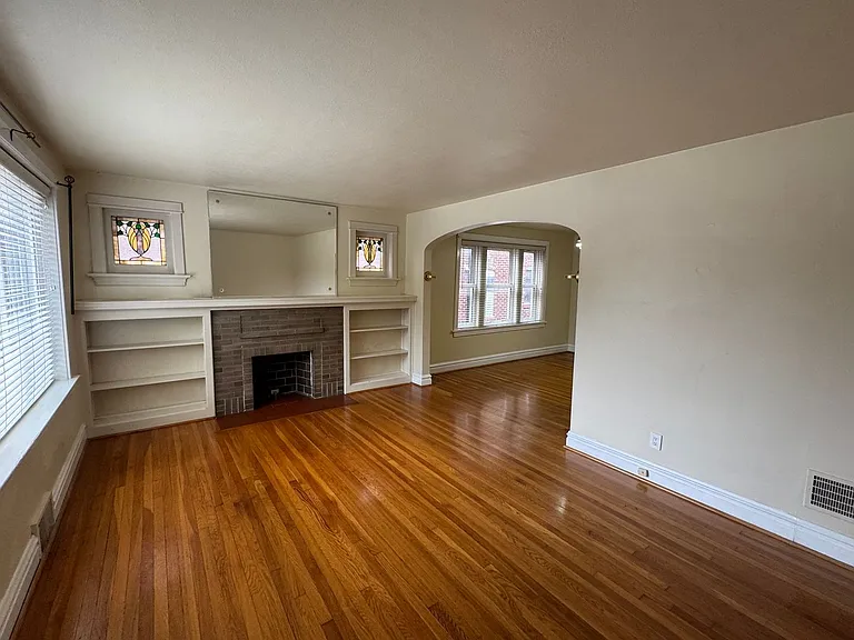 4645 Wilcox Ave — Photo 6
