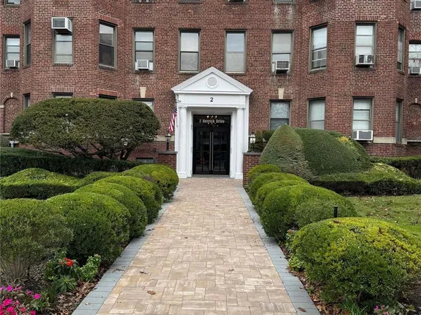 2 Herrick #3F, Lawrence, NY 11559