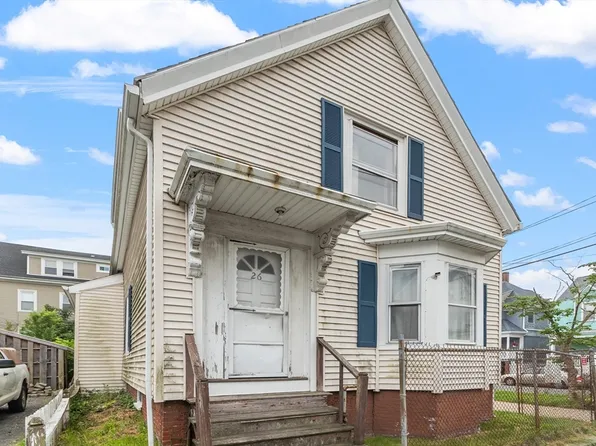 26 Mansfield St, Gloucester, MA 01930