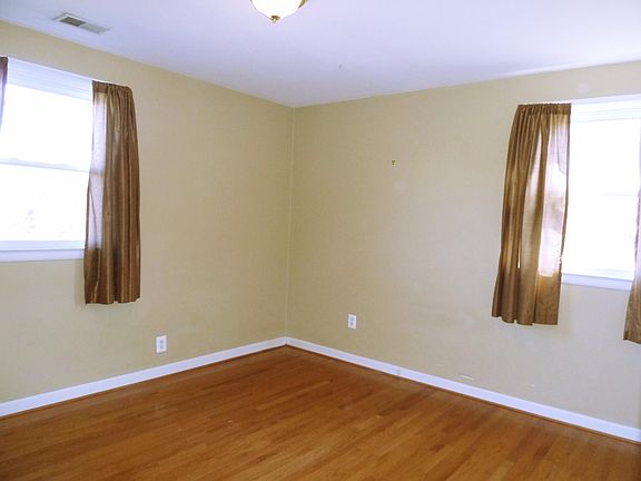 All 3 bedrooms are good sizes with hardwood floors