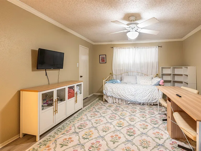 3729 Wakeforest St — Photo 20