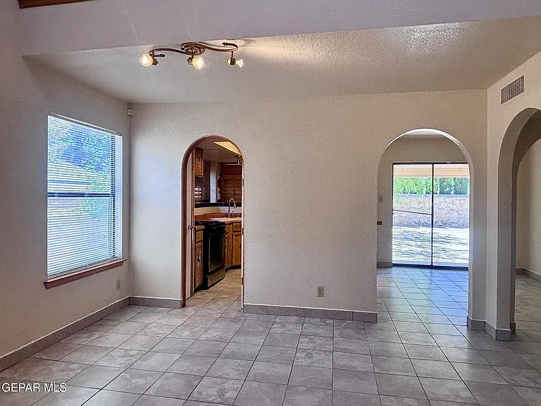11670 Rufus Brijalba Dr — Photo 6
