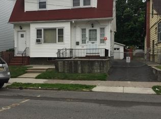 919 E 27th St, Paterson, NJ 07513