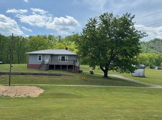80 Berry Heights Rd, Fayetteville, WV 25840