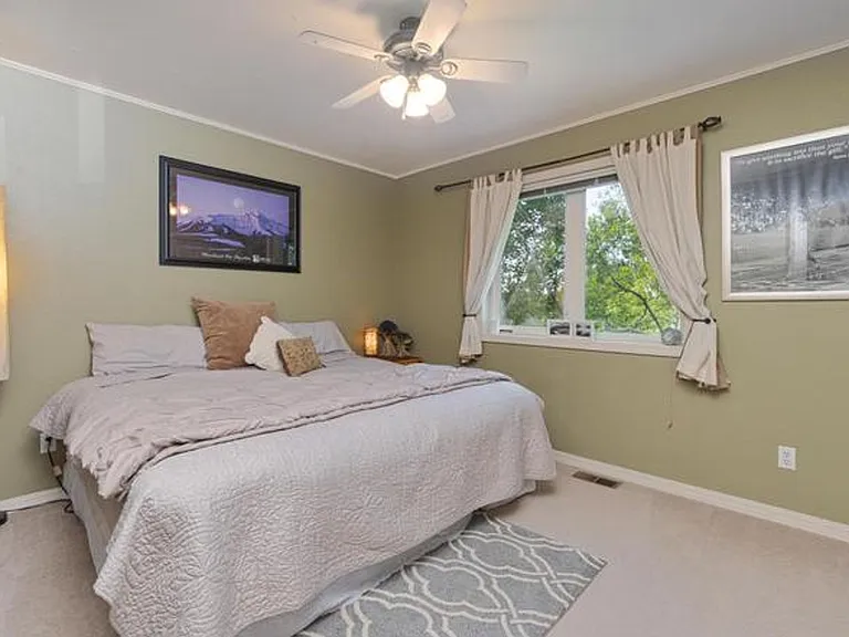 1480 Cresthaven Dr — Photo 4