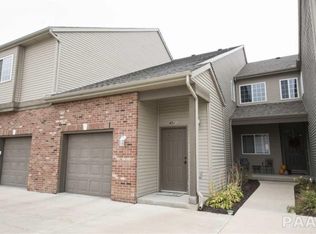4540 N Thornhill Dr, Peoria, IL 61615