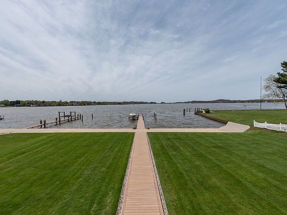 4th image of 1384 Linwood Dr
