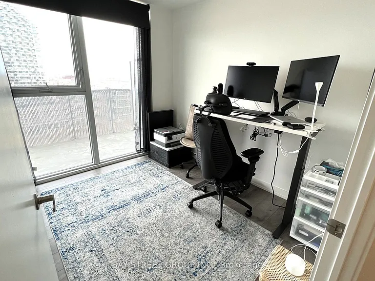 20 Richardson St #2110 — Photo 9
