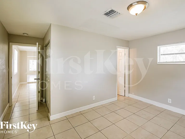 5980 NW 24th Ct — Photo 9