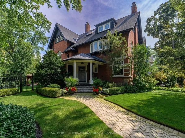 43 Maple Ave, Toronto, ON M4W 2T9