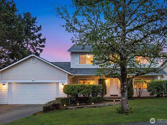 3rd image of 1622 95th Avenue NE