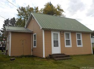 105 Park City Rd, Amasa, MI 49903