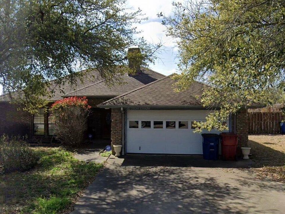 1st image of 909 Westgate Dr