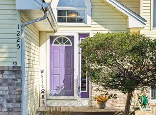 1225 130th Ln NE, Blaine, MN 55434