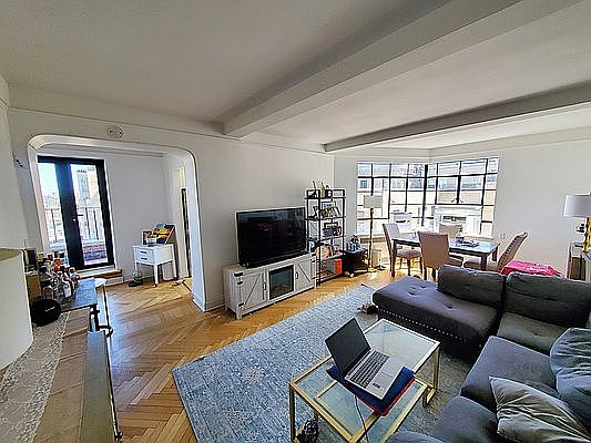 1st image of 5 W 86th St APT 17C