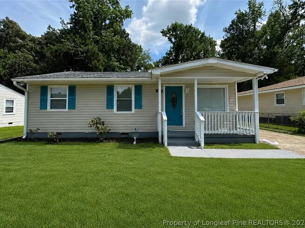 929 Fleetwood Dr, Fayetteville, NC 28305