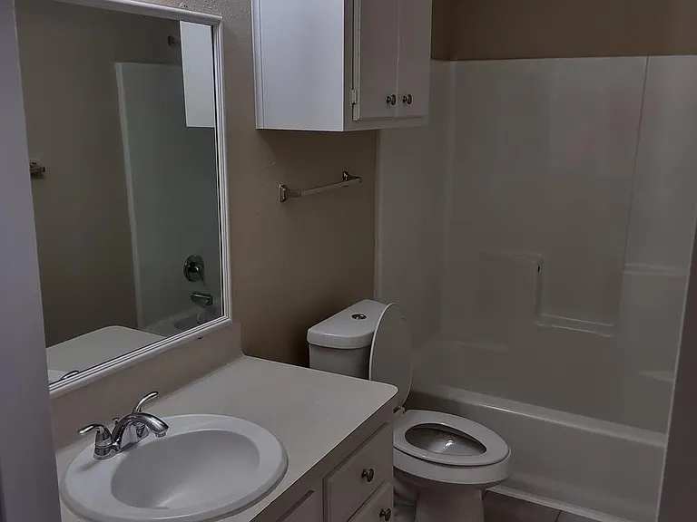 102 Libby Cir — Photo 30