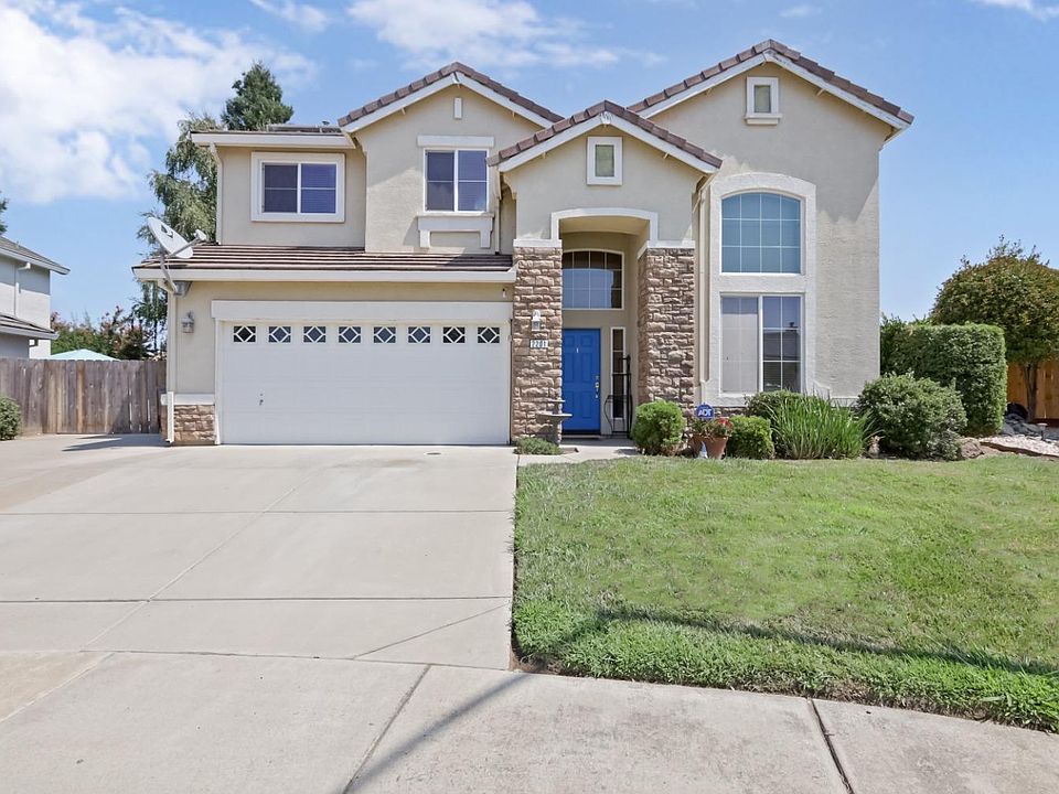 1st image of 2201 Stonewater Dr