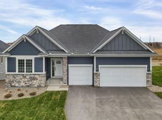 1015 Legacy Dr, Delano, MN 55328