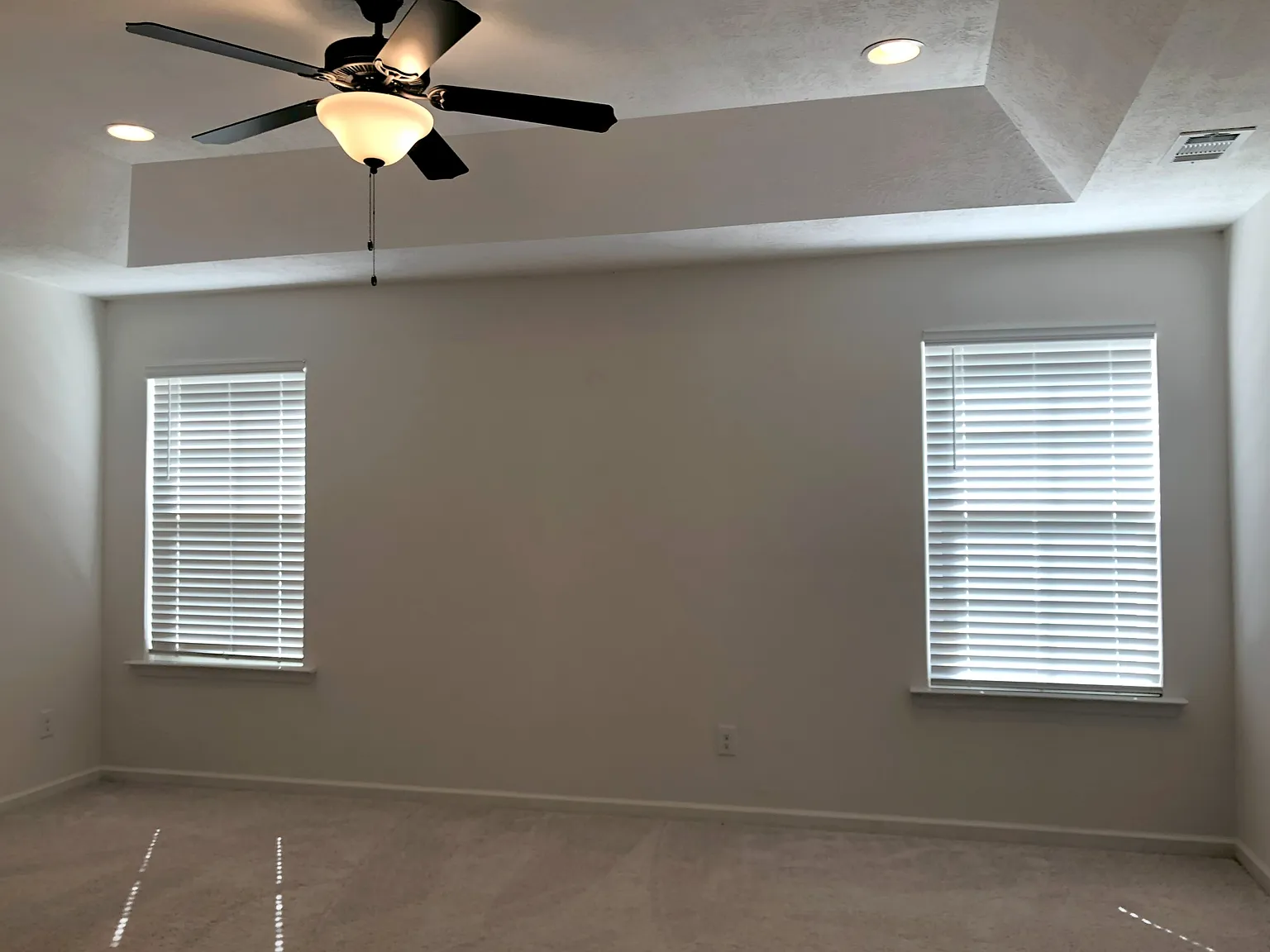 p220 807 Goodale Drive - 1 — Photo 1