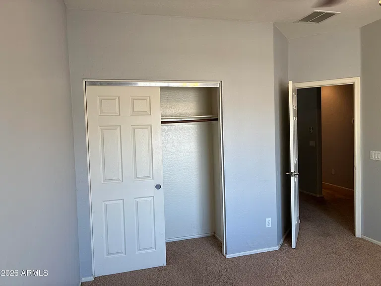 928 E Randy St — Photo 35