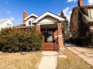 14600 Strathmoor St, Detroit, MI 48227