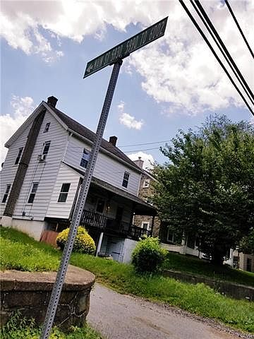 2nd image of 5872 Main St