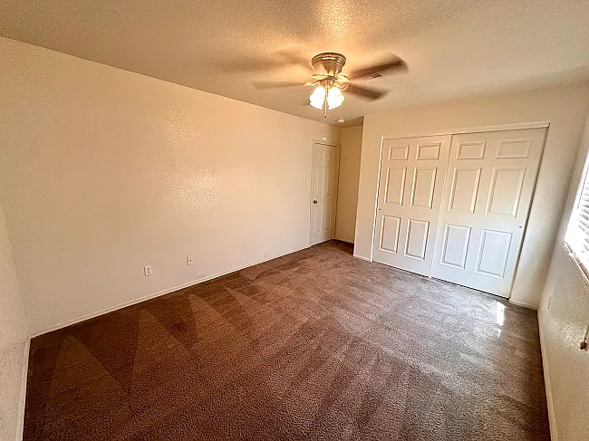 6222 E 42nd Ln — Photo 13