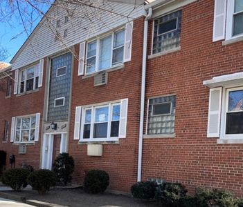 6551 N Damen Ave #4, Chicago, IL, 60645