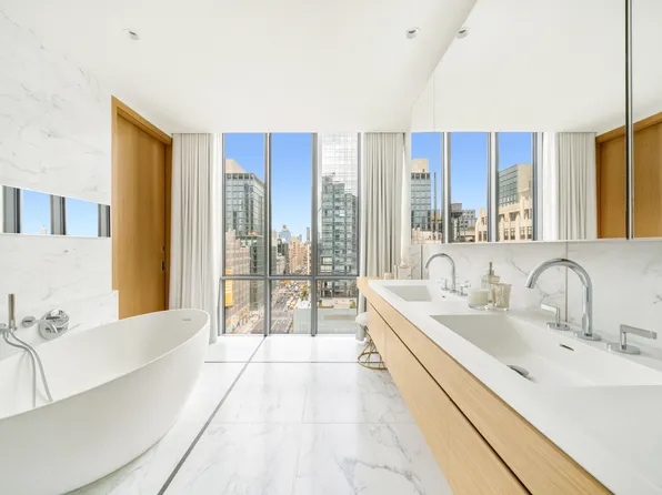 565 Broome Street image 19 of 22