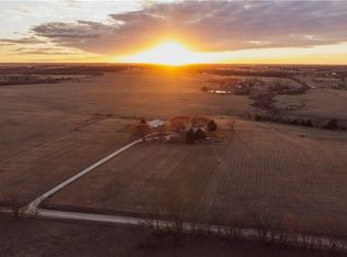 933 E 350th Rd, Overbrook, KS 66524