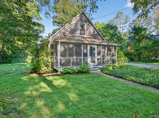 11 Ackert Hook Rd, Rhinebeck, NY 12572