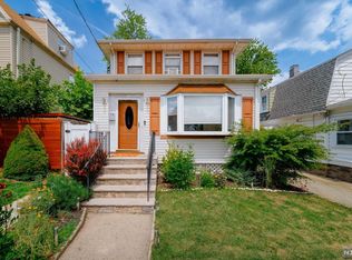 16 Park Dr S, West Orange, NJ 07052