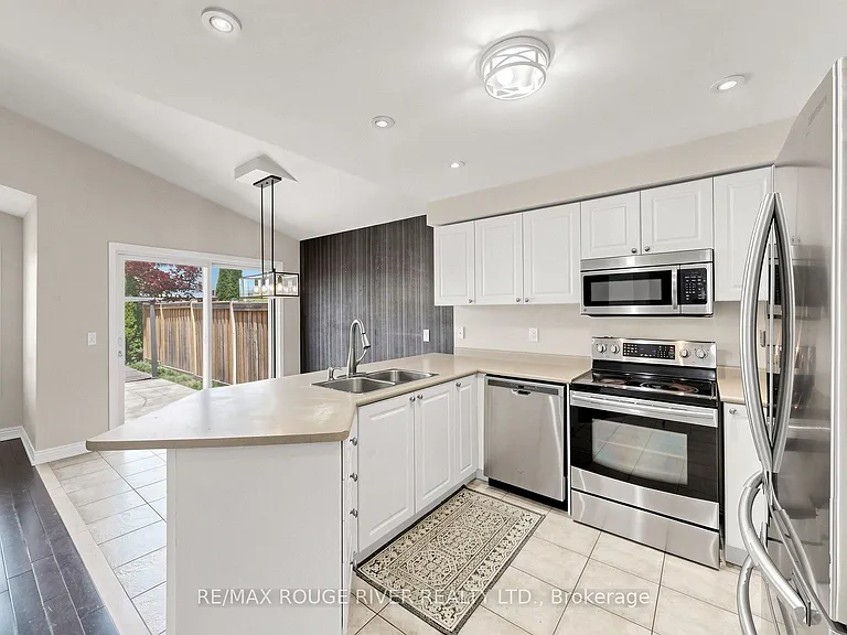 66 Telegraph Dr — Photo 11