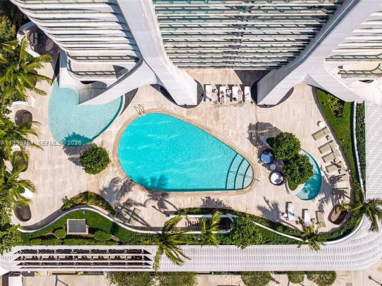 1000 Biscayne Blvd #Penthouse 1201 — Photo 47