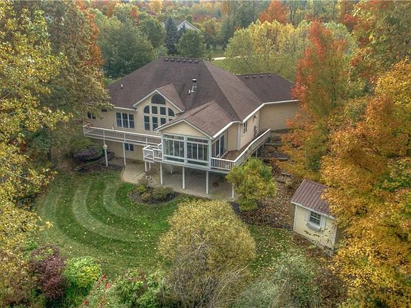 2nd image of 1119 Meadow Woods Dr