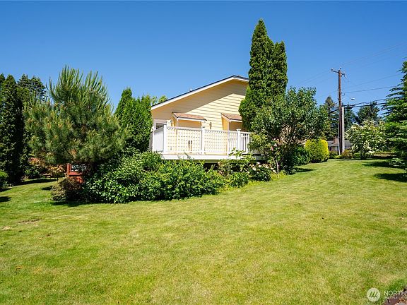 3rd image of 8555 Bender Road