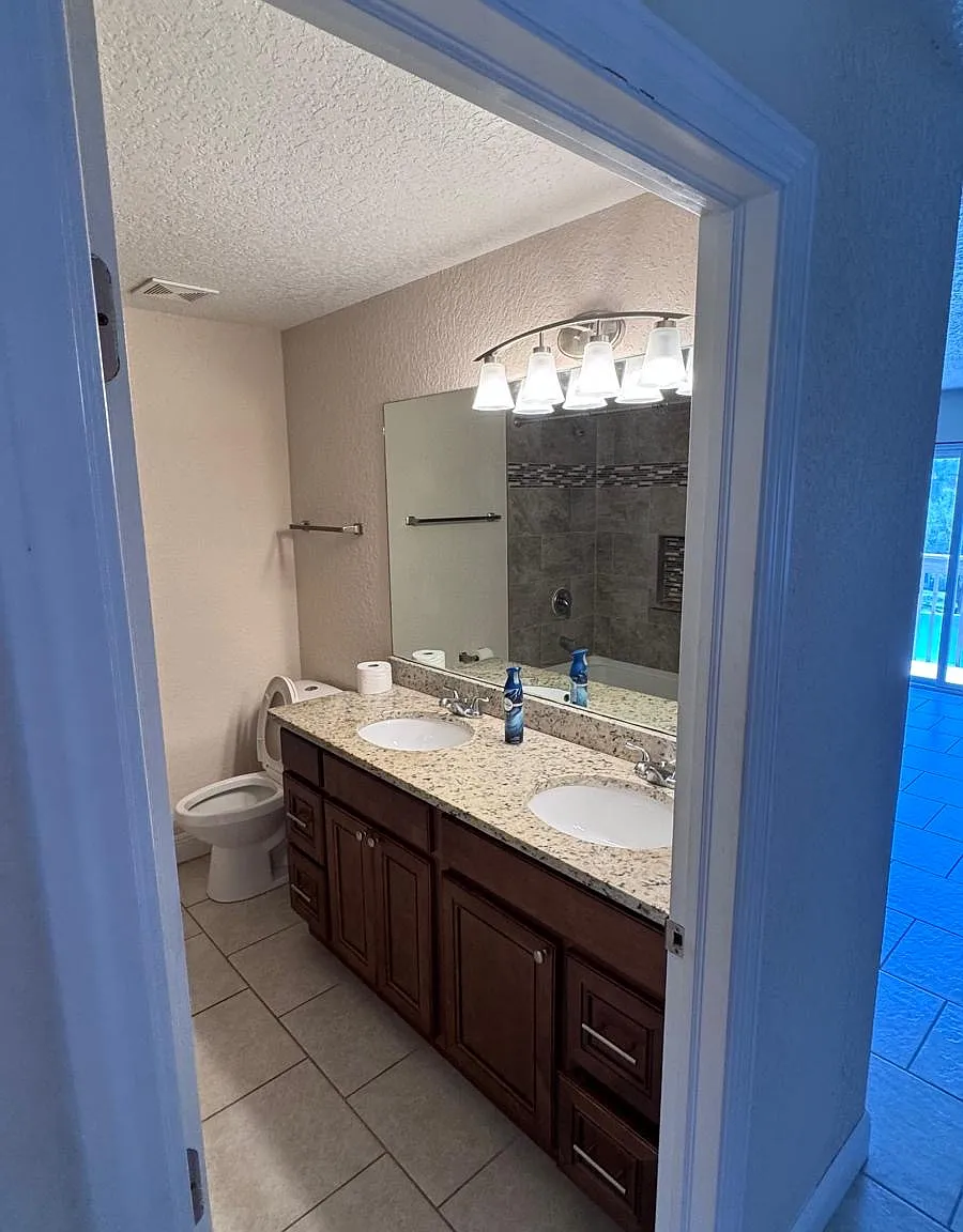 2 bed, $1,600 — Photo 1
