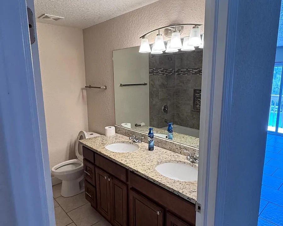 2323 Tree Ridge Ln NE #2313
