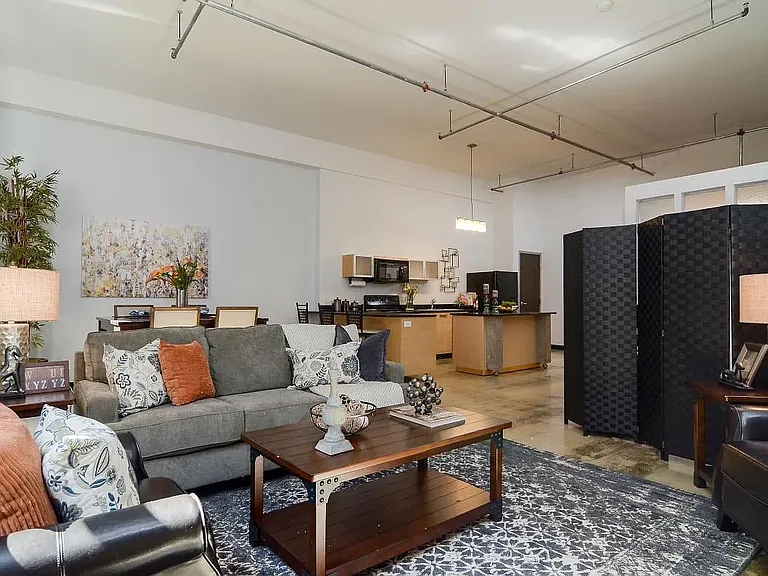 350 Saint Peter St #419 — Photo 15