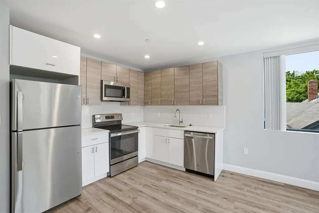 1 bed, 1.0 bath, 538 sqft, $2,925 — Photo 1
