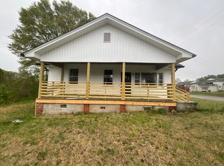 2375 Drayton Rd, Spartanburg, SC 29303