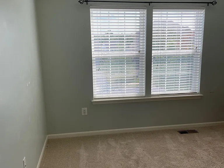 233 Morlyn Dr — Photo 22