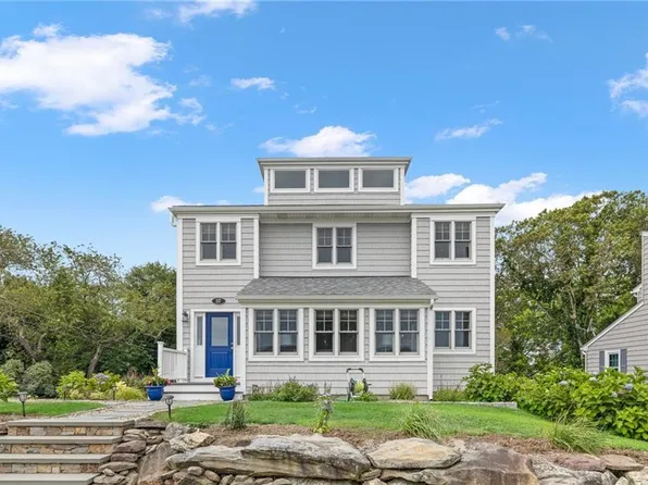 117 Colonel John Gardner Rd, Narragansett, RI 02882