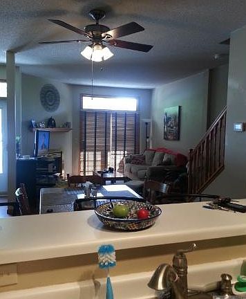 3rd image of 2716 Mallard Dr #167