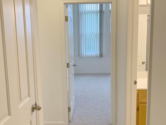 5th image of 437 Belvidere St APT F18
